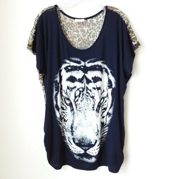 Free Kisses Navy Blue Animal Print Plus Size Tee 3X - Picture 8 of 8